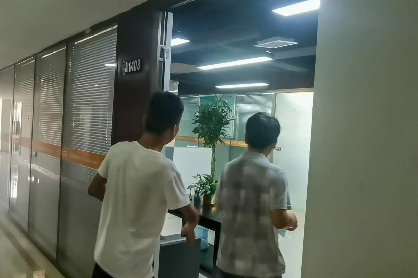 华商调查|处心积虑的“招转培”圈套与被围猎的青年求职者