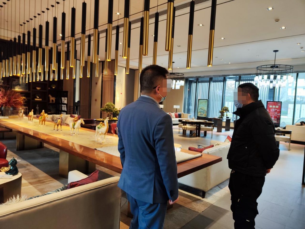 申请退房一年多未收到近70万退款 开发商：已通过审批 退款时间由“专班”决定